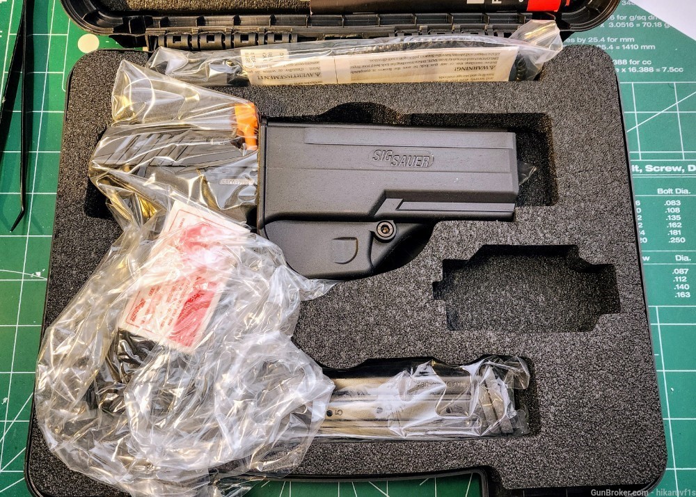 Sig Sauer P320 Full Size 4.7" 2 mags, case all accessories REDUCED! -img-2