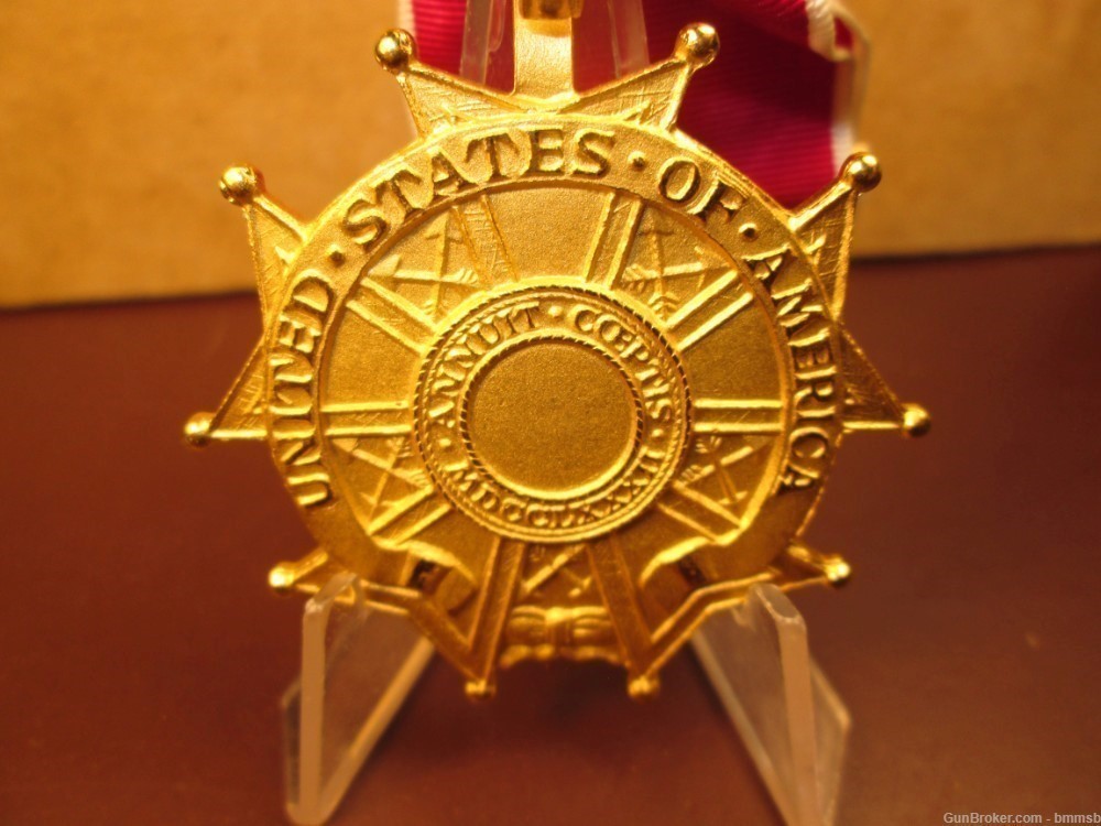 U.S. Military LEGION OF MERIT Medal-img-4
