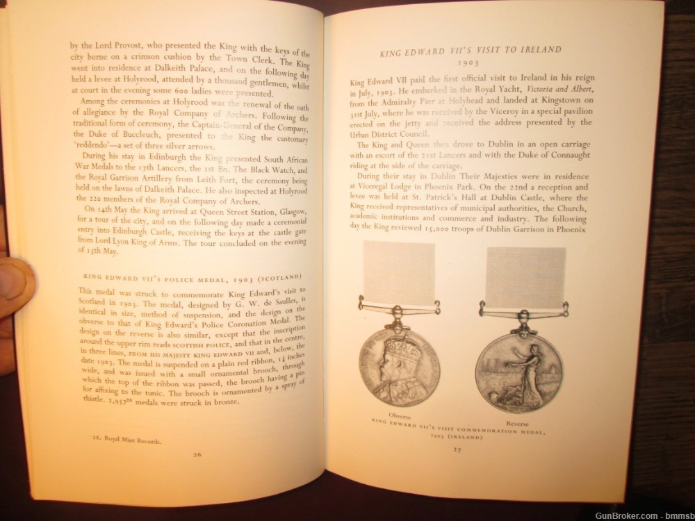 CORONATION & ROYAL COMMEMORATIVE MEDALS 1887-1977, by Lt. Col. Howard Colee-img-8
