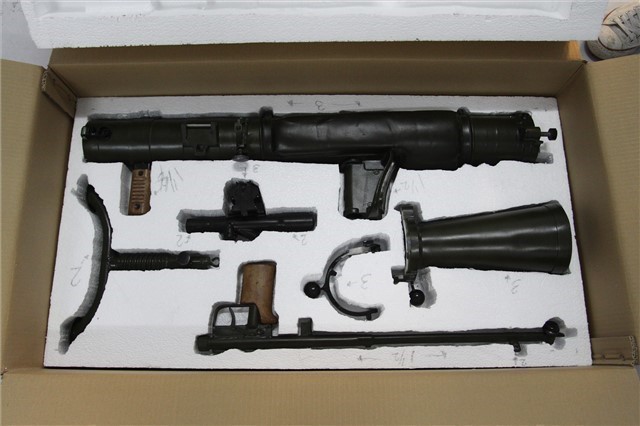 Carl Gustav M2 recoilless rifle resin replica-img-2