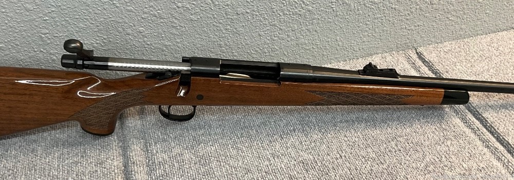 Remington 700 BDL- R25793 - Rifle Sights - Walnut Stock-Hinged Floor- 18361-img-9