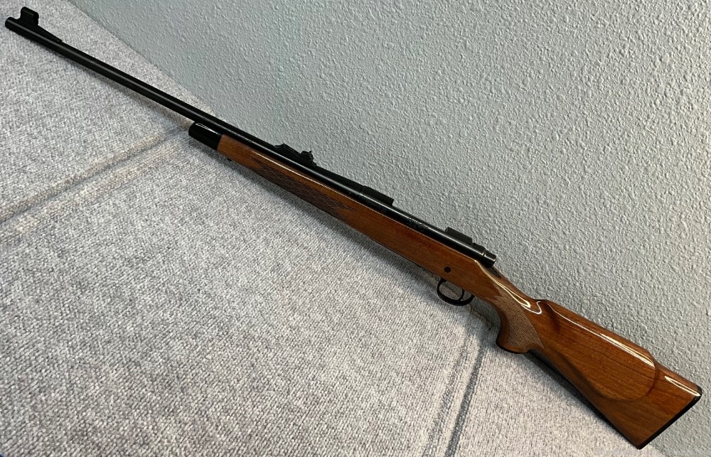 Remington 700 BDL- R25793 - Rifle Sights - Walnut Stock-Hinged Floor- 18361-img-5