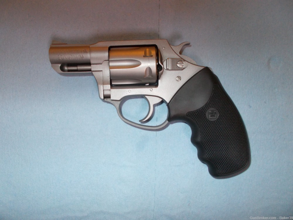 CHARTER ARMS UNDERCOVERETTE 32 H&R MAGNUM-img-1