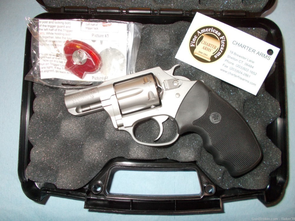 CHARTER ARMS UNDERCOVERETTE 32 H&R MAGNUM-img-0