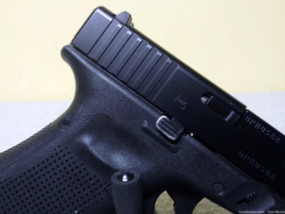 Glock 45 Semi Auto Pistol, 9x19, 4" Barrel, 1 Mag, Case-img-8