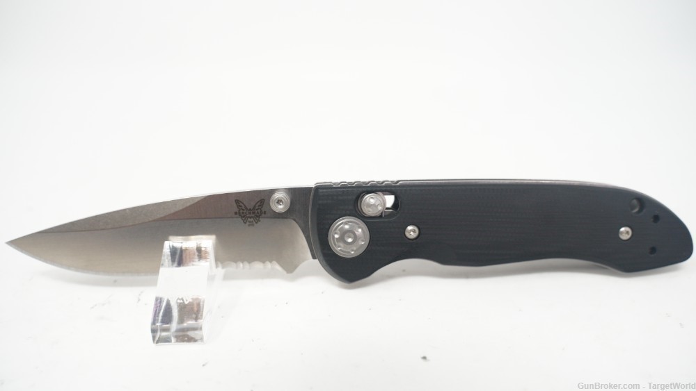 BENCHMADE 698S FORAY SERRATED AXIS DISCONTINUED NOS(BNC698S) -img-1