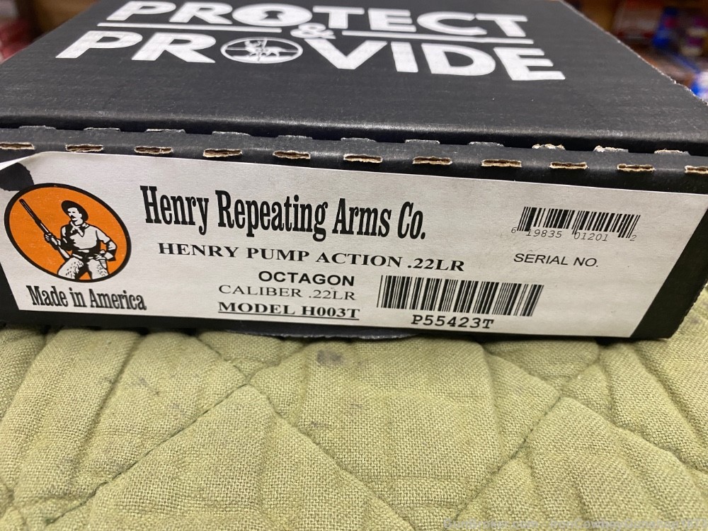 Henry H003T Pump  20" Octagon Barrel American Walnut Stock-img-2