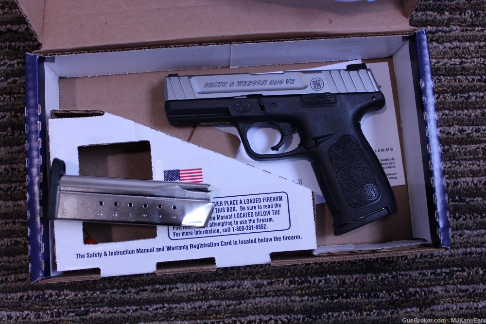 Brand New Smith & Wesson 223900 SD9 VE 9mm semi auto pistol! -img-0