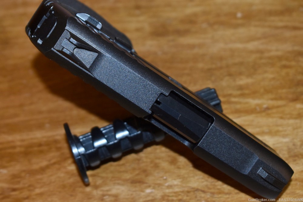 Ruger EC9s 9MM Pistol - (3) Mags Blackhawk Holster Box & Manual 95% +-img-7