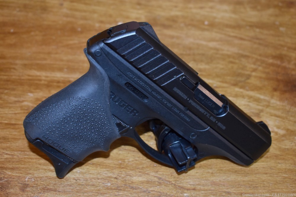Ruger EC9s 9MM Pistol - (3) Mags Blackhawk Holster Box & Manual 95% +-img-1