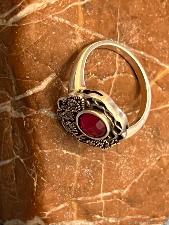 VINTAGE 1970s STERLING SILVER RUBY RING, 4 GRAMS-img-3