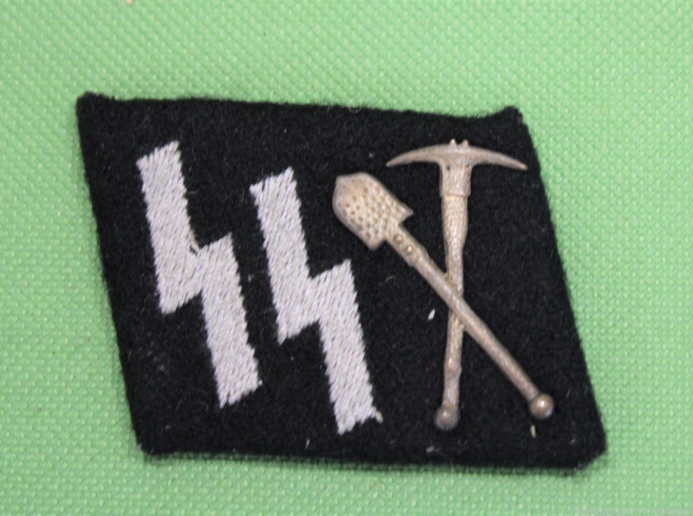 German WWII Waffen SS Pioneer EM Collar Tab FD-img-0