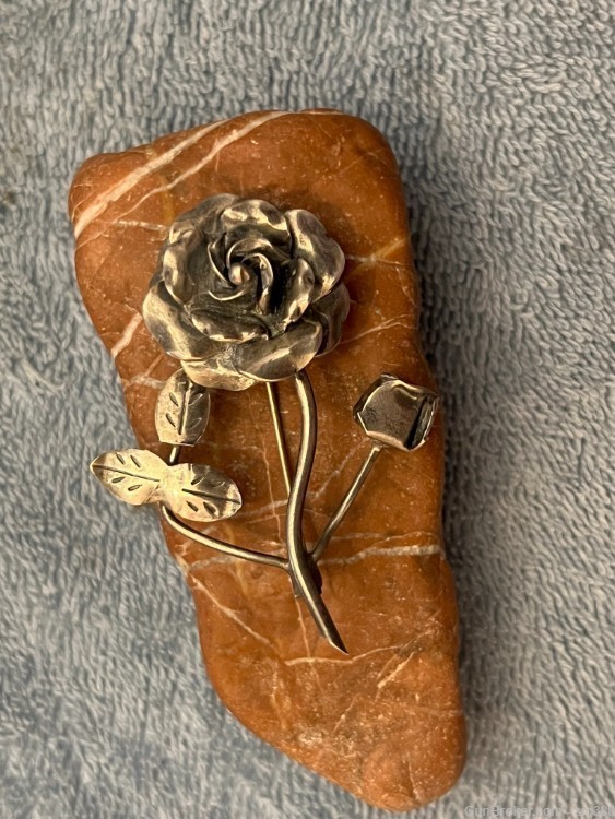 ANTIQUE 1940s STERLING SILVER TAXCO ROSE BROOCH PIN-img-0