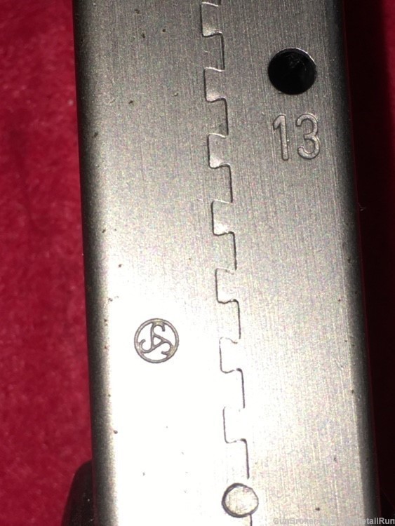GERMAN PRE-BAN SIG SAUER & SONS ZIG ZAG SPINE P229 SATIN 13-RD 9MM MAGAZINE-img-0