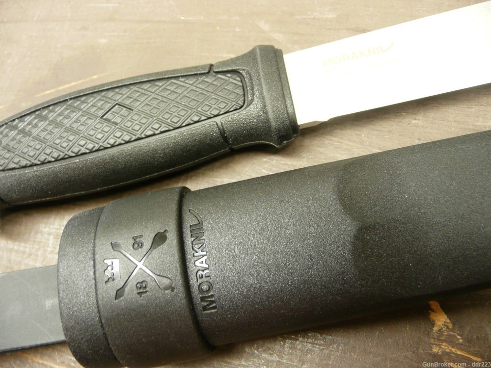Mora Garberg Stainless Steel Fixed blade Knife w/scabbard, NIB-img-2
