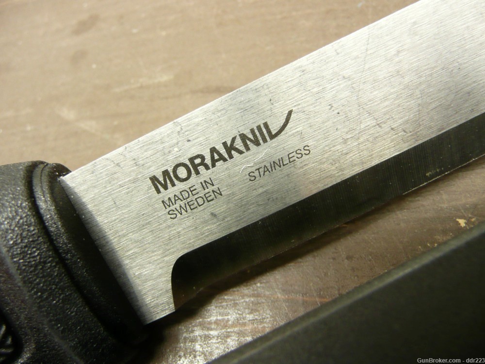 Mora Garberg Stainless Steel Fixed blade Knife w/scabbard, NIB-img-4