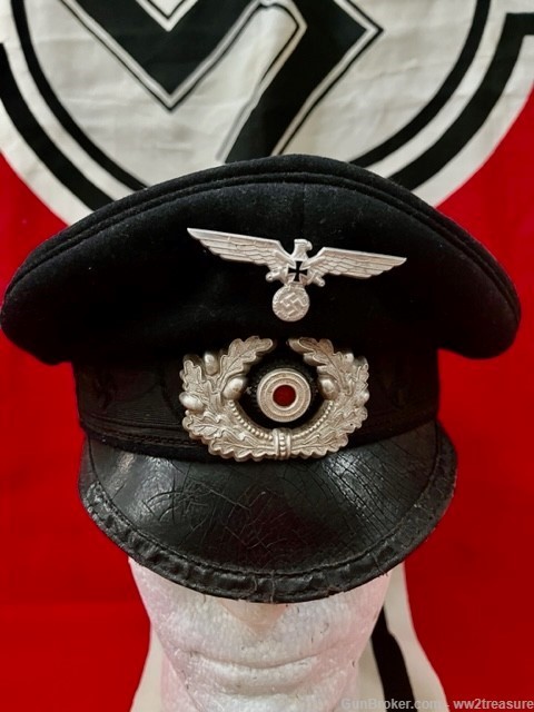 WW2 GERMAN VETERANS' ASSOCIATION VISOR CAP.SIZE 56.ORIG.-img-0