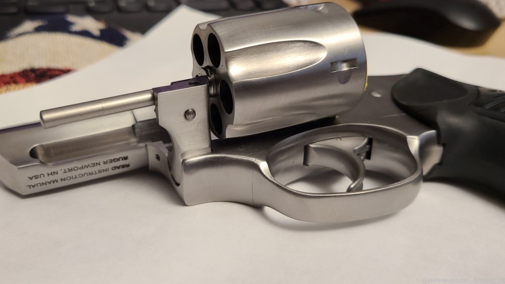 Brand New Ruger SP101 357 Mag Revolver Double Action Stainless 5rds-img-3
