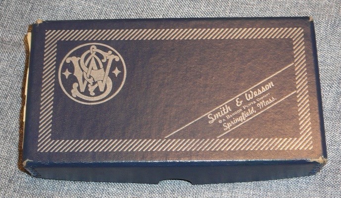S&W Smith & Wesson Model 10 Factory Pistol Box w/ Orginal Papers-img-0