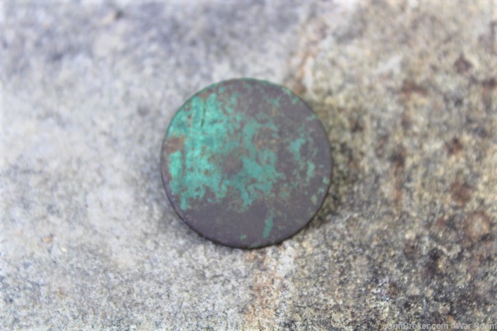 Excavated Early 1800's Standard Colour Button-img-0