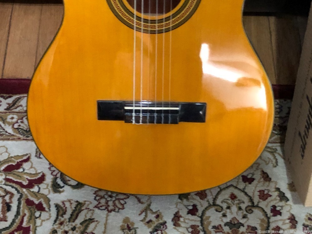 Epiphone Pro 1 Classic Nylon-String Guitar Antique Natural Finish-img-2