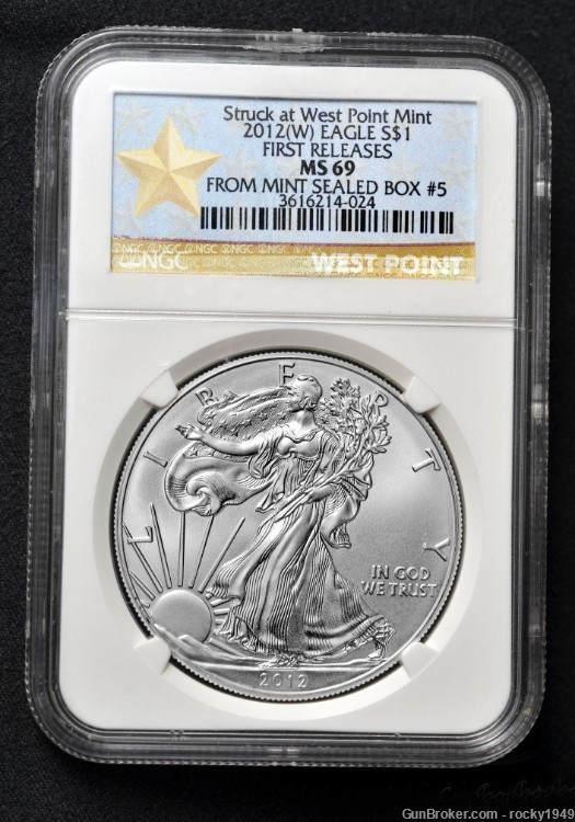 A RARE and unique set of 2012 Silver Eagles - FIRST DAY STRIKES -img-3
