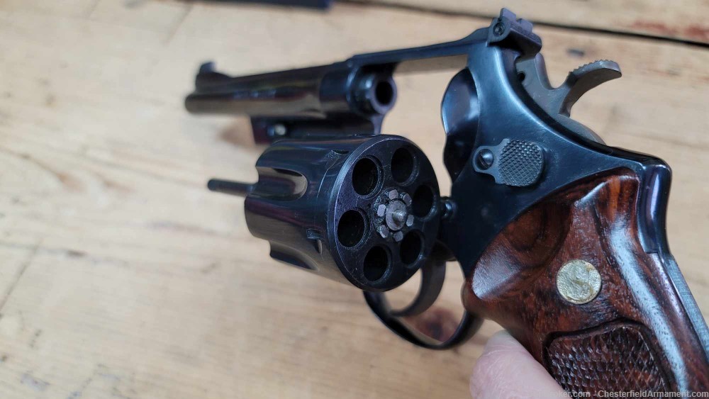 Smith & Wesson 27-2 Revolver .357 Magnum with original grips-img-15