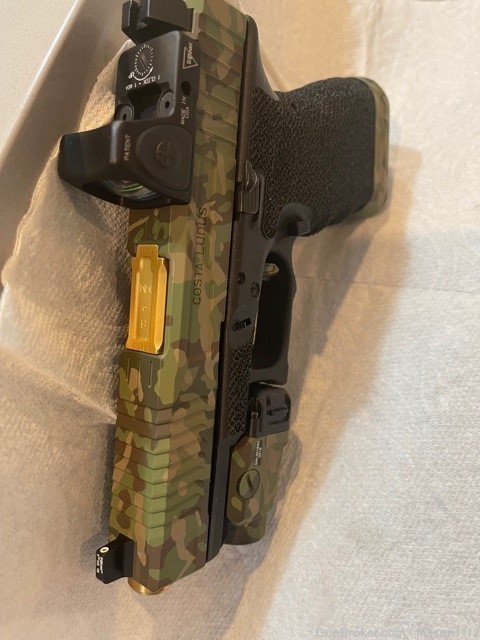 Glock 19 G3  w/Trijicon RMR MC color . Fowler industries.-img-0