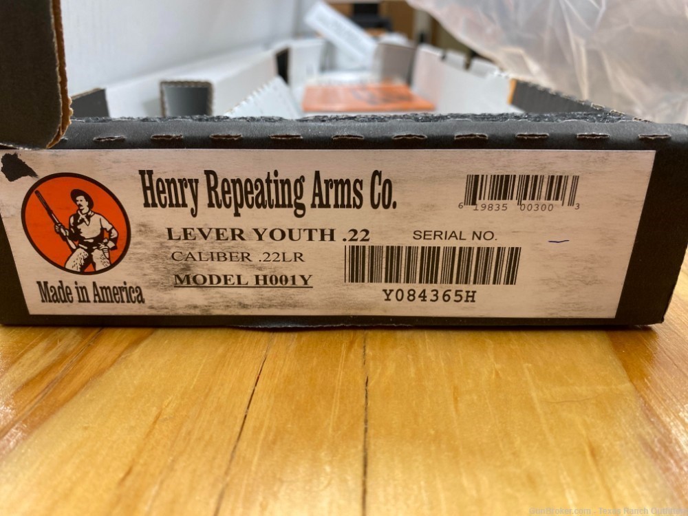 Henry Youth Lever Rifle .22 LR 16.125" Barrel 12 Rds NIB-img-5