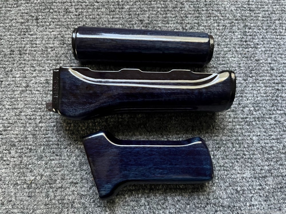 Yugo M85 / M92 Sapphire Blue Solid Wood Guard Set + Pistol Grip-img-2