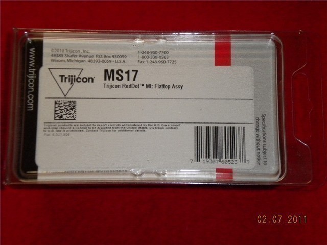 TRIJICON MS17 REDDOT SIGHT MOUNT ASSEMBLY (NIB)-img-1
