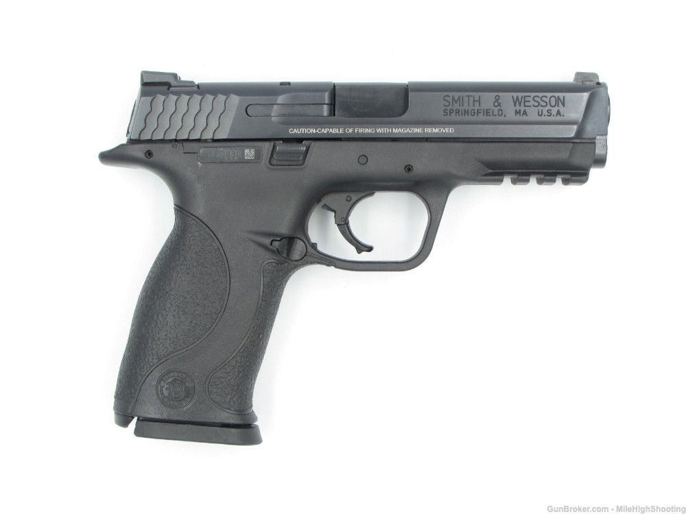 Police Trade-In: Smith & Wesson M&P9 4.25" 9mm 3-Dot Sights 309301-img-2