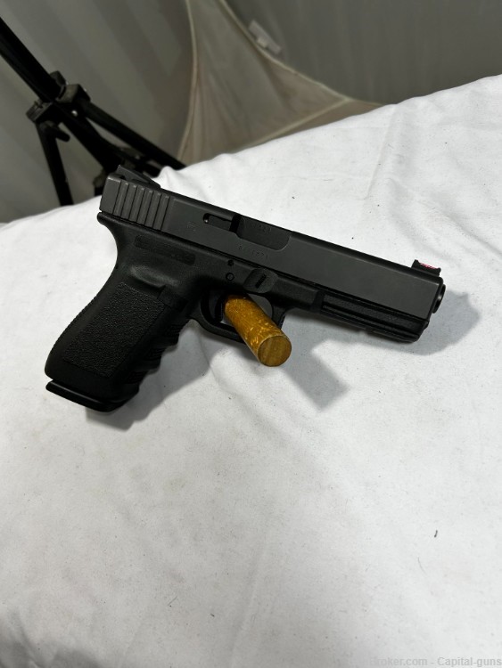 Glock 21 .45 with BOX and PAPERS-img-2