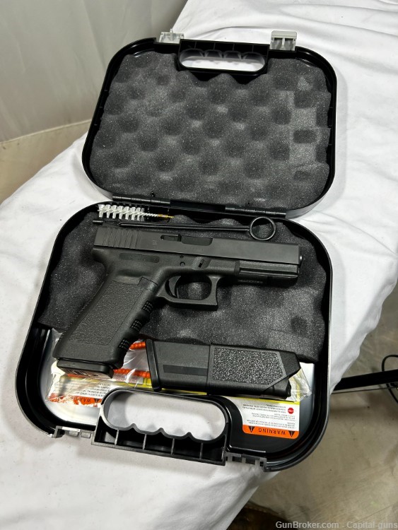 Glock 21 .45 with BOX and PAPERS-img-8