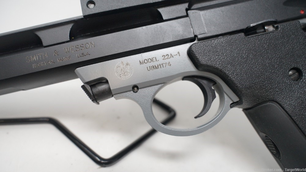 SMITH & WESSON 22A-1 .22 LR PISTOL WITH AIM RED DOT (19568)-img-9