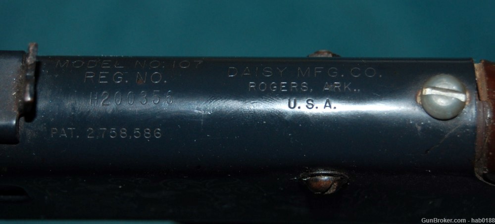 Vintage Daisy Model 107 Slide Action Air Rifle Works-img-4