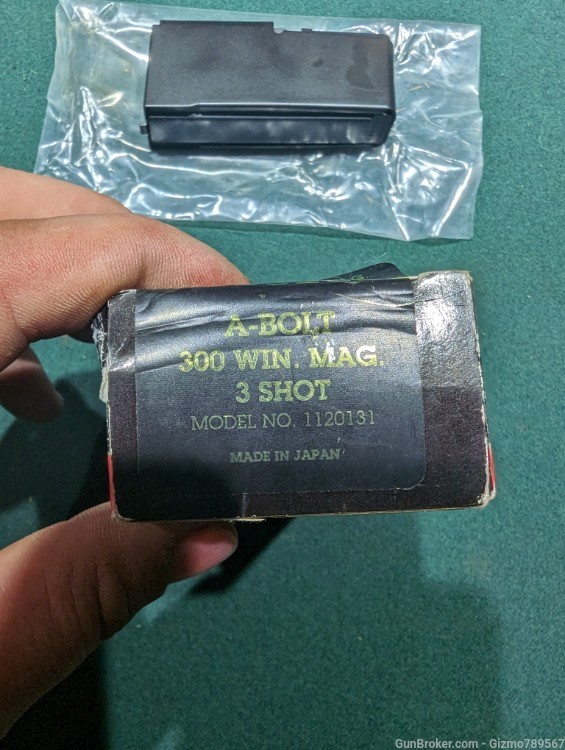 Browning A Bolt .300 Win Mag Factory NOS 3 Shot Magazine #1120131-img-2