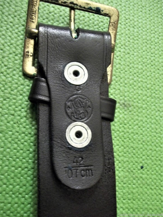 VINTAGE Smith & Wesson Logo Men's size 42 Leather Waist Belt-img-7