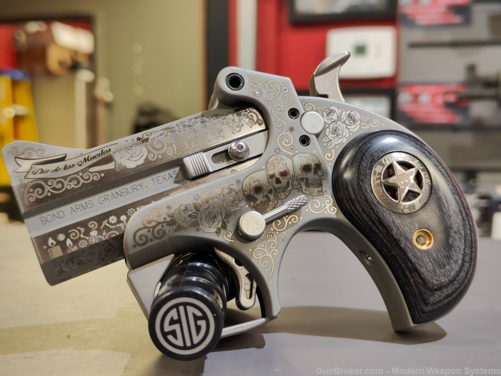 BOND ARMS DAY OF THE DEAD BARW-45/410-img-1