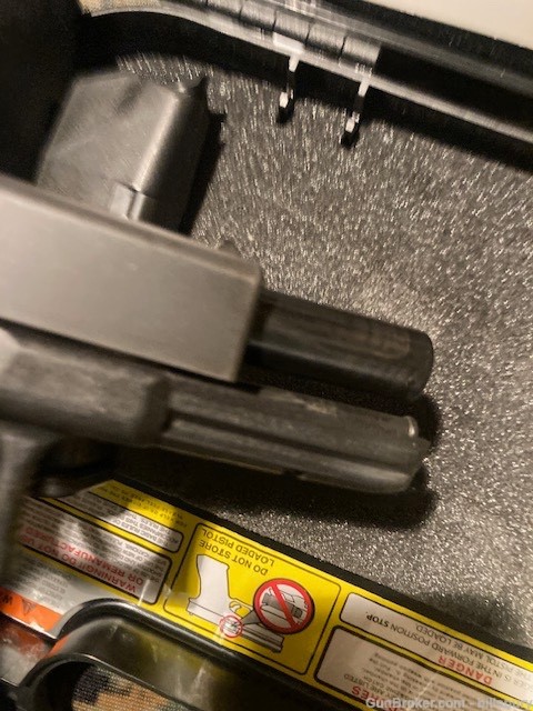 GLOCK G21 21 45 Auto  3 13rd mags 3rd Gen -img-8