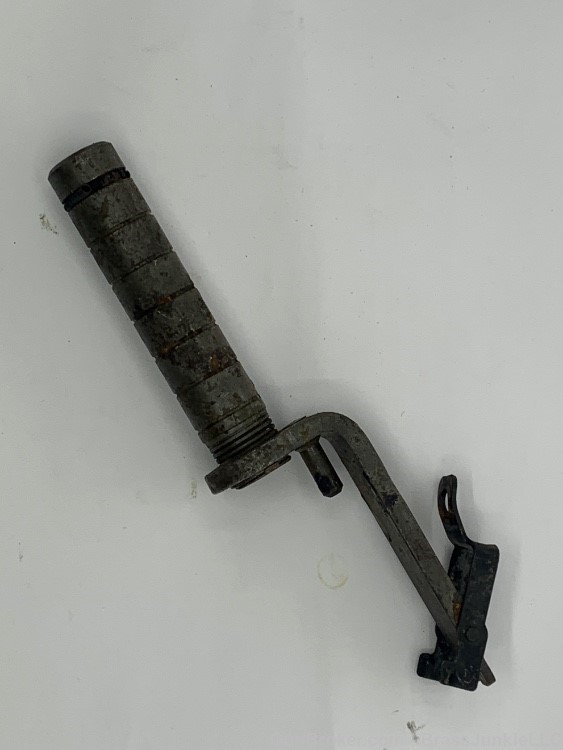 M1 GARAND GRENADE LAUNCHER AND SIGHT NOS CONDITION (WITH RUST)-img-2