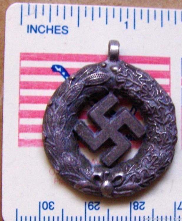 Germany Third Reich era WWII Pendant REPRODUCTION. -img-0