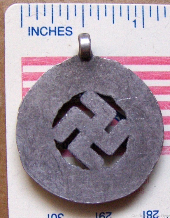 Germany Third Reich era WWII Pendant REPRODUCTION. -img-1