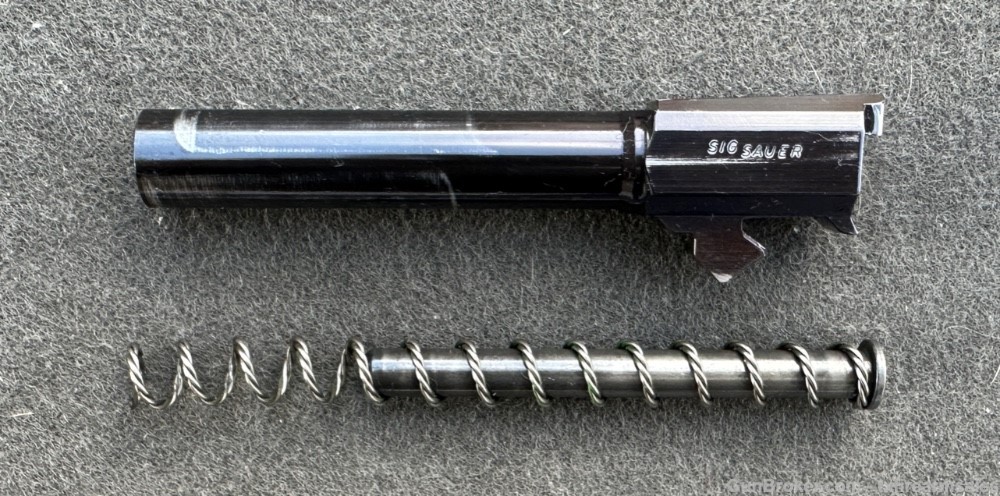 Sig Sauer P220 .45 ACP, All German-Made Gun, 1990s-img-35