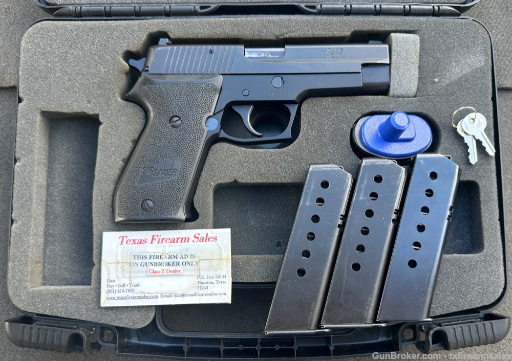 Sig Sauer P220 .45 ACP, All German-Made Gun, 1990s-img-44