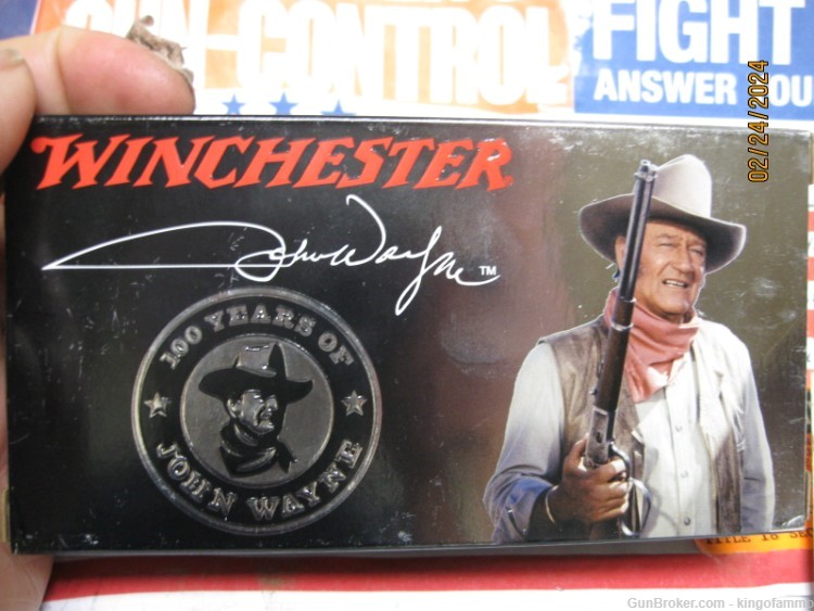 Scarce JOHN WAYNE 45 COLT Winchester 2007 Collector Ammo ;other JW Cals too-img-2