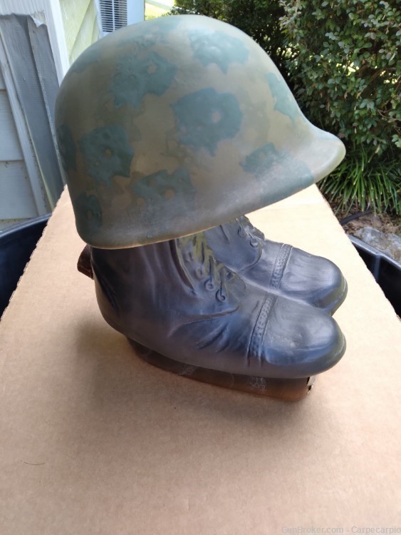 Jim Beam decanter "Boots & Helmet" 1975-img-0