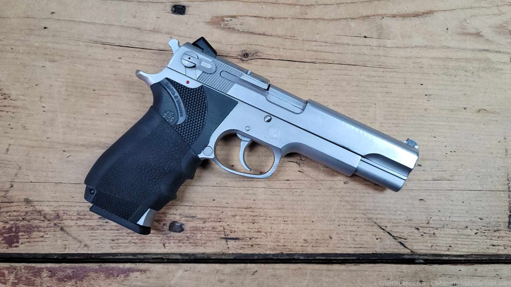 Smith & Wesson 4506-1 Double action pistol .45 caliber-img-0