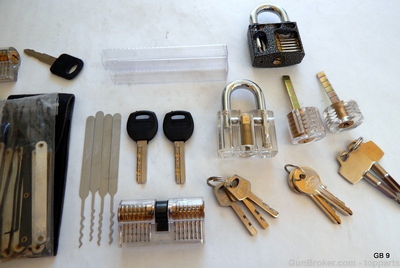 Large Lot Lockpicking Locksmithing Training Kit-img-2