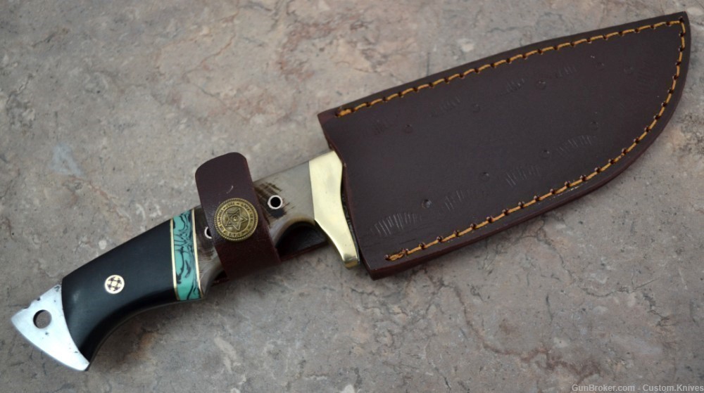 Custom Made Damascus Steel Hunting Knife with Ram /Bull Horn Handle (SK109)-img-8